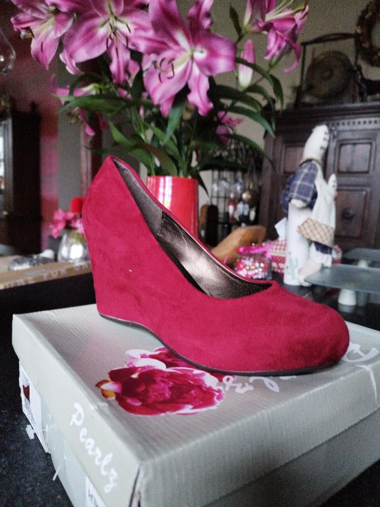 Rode retro schoenen Mt40, Kleding | Dames, Ophalen, Pumps, Zo goed als nieuw, Pearl