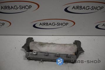 Mitsubishi outlander PHEV Knieairbag Knie Airbag 7030A31652 beschikbaar voor biedingen