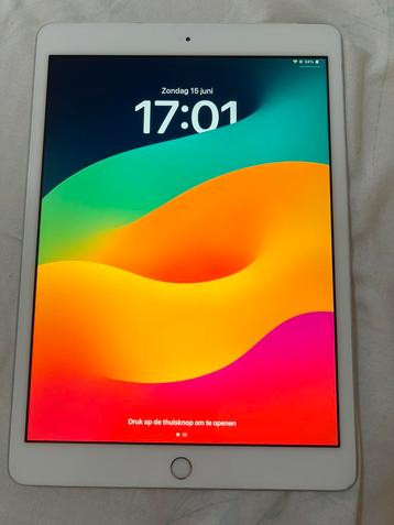 Ipad 8ste gen 128GB beschikbaar voor biedingen