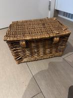 Rieten mand, Enlèvement, Comme neuf