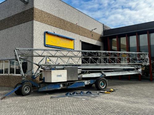 Bouwkraan SOIMA SGH 19x28 - 28 meter - 2017!!, Doe-het-zelf en Bouw, Overige Doe-Het-Zelf en Bouw, Gebruikt, Ophalen