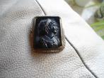 Zeer oude Black Stone Cameo in zijn sap, Antiek en Kunst, Ophalen of Verzenden