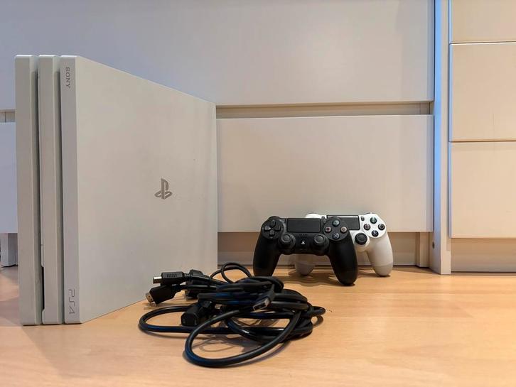 Playstation 4 Pro, Games en Spelcomputers, Spelcomputers | Sony PlayStation 4, Zo goed als nieuw, Pro, Ophalen of Verzenden