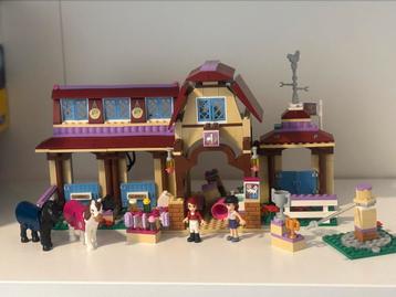 Lego friends paardrijclub beschikbaar voor biedingen