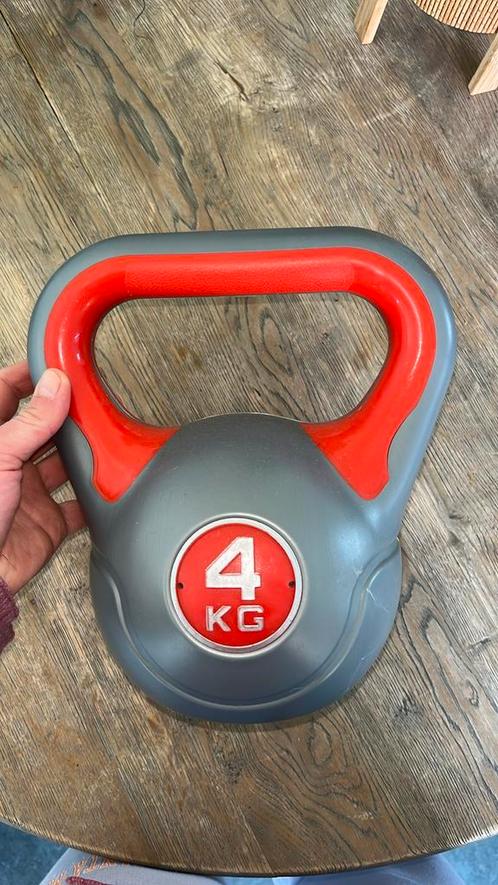 Kettlebell 4 kg – avec base antidérapante, Sport en Fitness, Fitnessmaterialen, Zo goed als nieuw, Kettlebell, Ophalen of Verzenden