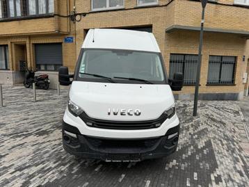 Iveco Daily 35S18 Diesel 3,0 euros 6b année 2017 km150000, Autos, Achat, Euro 6, Entreprise, Iveco