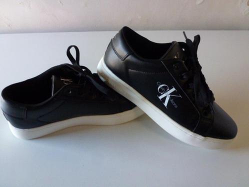 Mooie Calvin Klein Classic Sneakers, Kleding | Dames, Schoenen, Nieuw, Sneakers, Zwart, Ophalen of Verzenden