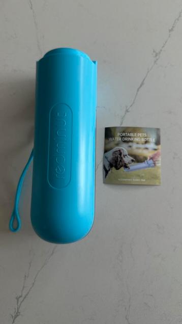 Waterfles Hond beschikbaar voor biedingen