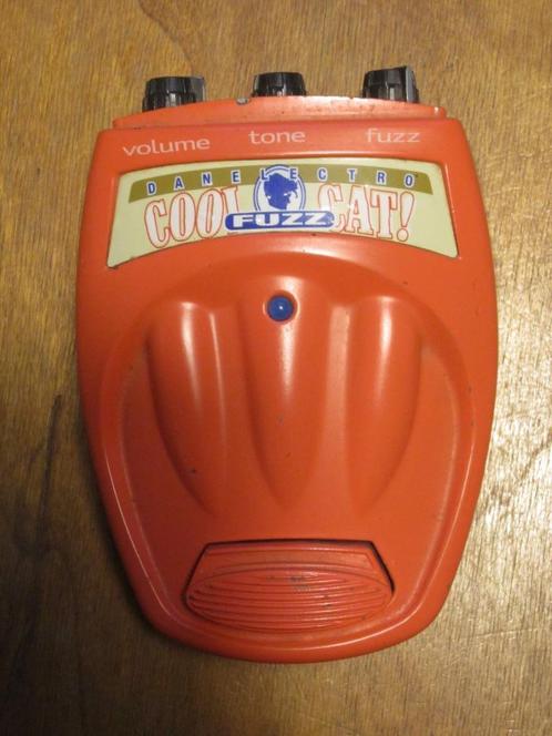 Danelectro Cool Cat Fuzz CF-1 V1 (Frantone Peach Fuzz-clone), Muziek en Instrumenten, Effecten, Gebruikt, Distortion, Overdrive of Fuzz