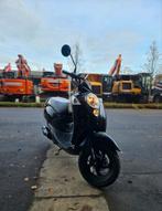 Sym Mio 50cc klasse B 4 takt 2009 - 9.482 km, Fietsen en Brommers, Mio, Ophalen of Verzenden, Benzine, 50 cc