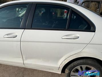 MERCEDES C klasse W204 wit 149 links achter deur 2011-2014 beschikbaar voor biedingen