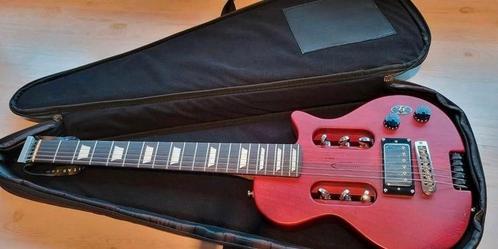 Elektrische Traveler Guitar EG-1 Afrikaans mahonie met tas, Muziek en Instrumenten, Snaarinstrumenten | Gitaren | Elektrisch, Zo goed als nieuw