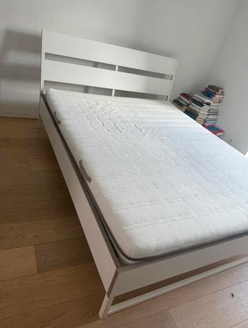 Lit double beschikbaar voor biedingen