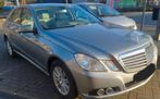 Mercedes E200 benzine elegance met onderhoudsboekje gekeurd, Voorwielaandrijving, Stof, 135 kW, 4 cilinders