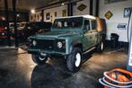Land Rover Defender 130 // DCPU // ALL INCL, Auto's, Land Rover, 4x4, Zwart, 3500 kg, Te koop