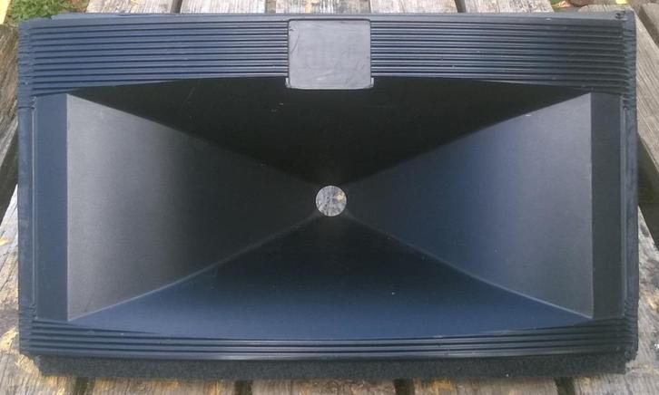 Hoorn leeg 39 x 23 x 14cm, Audio, Tv en Foto, Luidsprekerboxen, Refurbished, Overige typen, Minder dan 60 watt, JBL, Ophalen of Verzenden