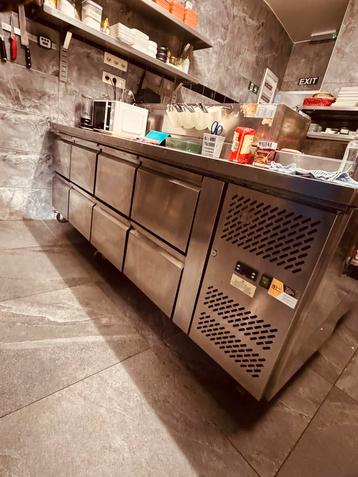 Horeca keuken apparatuur _inox spoelbak _oven_koelcel _ beschikbaar voor biedingen