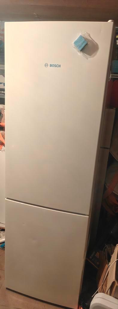 Bosch koelkast met vriezer, Elektronische apparatuur, Koelkasten en IJskasten, Ophalen