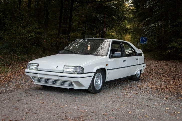 Citroen BX14 RE, Auto's, Citroën, Particulier, BX, Benzine, Berline, Handgeschakeld, Wit, Zwart, Voorwielaandrijving, Ophalen