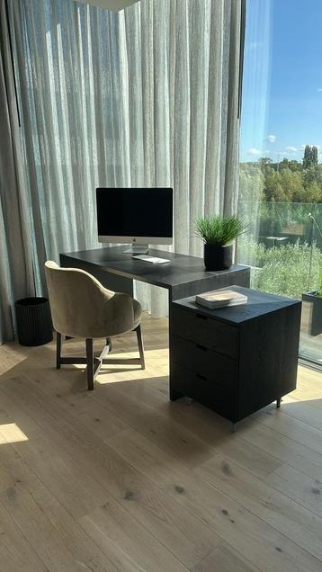 Nieuwe Ethnicraft U bureau beschikbaar voor biedingen