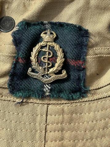 WWII - british bob R.A.M.C (medical corps) marque et date beschikbaar voor biedingen