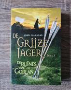 Boek : De Grijze Jager De ruïnes van Gorlan / John Flanagan, Boeken, Fantasy, Ophalen of Verzenden, Zo goed als nieuw