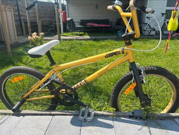 Bmx wipe five gold stunt beschikbaar voor biedingen