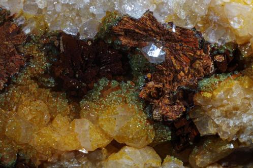Ex collectie: DUSSERTIET kristallen op Kwarts/Goethiet., Verzamelen, Mineralen en Fossielen, Mineraal, Ophalen of Verzenden