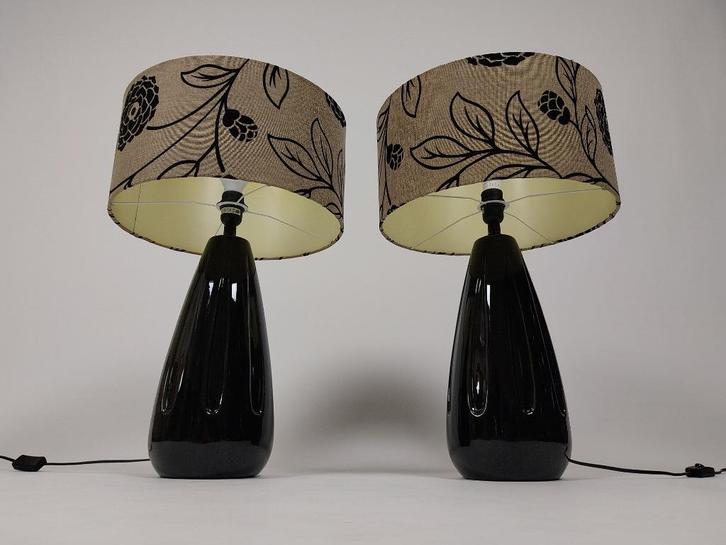 Set van 2 Vintage Tafellampen - Keramiek en Bloemenkap, Huis en Inrichting, Lampen | Tafellampen, Gebruikt, 50 tot 75 cm, Stof