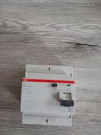 Verliesstroomschakelaar 25a 300 ma, Doe-het-zelf en Bouw, Ophalen of Verzenden, Zo goed als nieuw