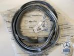 NOS deurrubber rechtsvoor voor Mercedes-Benz W114 W115 /8, Auto-onderdelen, -, Nieuw, Ophalen of Verzenden, -