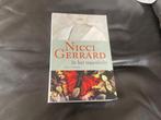 Nicci Gerrard , in het maanlicht, Ophalen of Verzenden, Zo goed als nieuw, Nederland, Nicci Gerrard