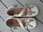 Chaussures en cuir verni blanc argenté Zecchino d'Oro pointu, Enfants & Bébés, Comme neuf, Enlèvement ou Envoi