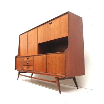 Vintage wandmeubel dressoir Louis van Teeffelen jaren '60 beschikbaar voor biedingen