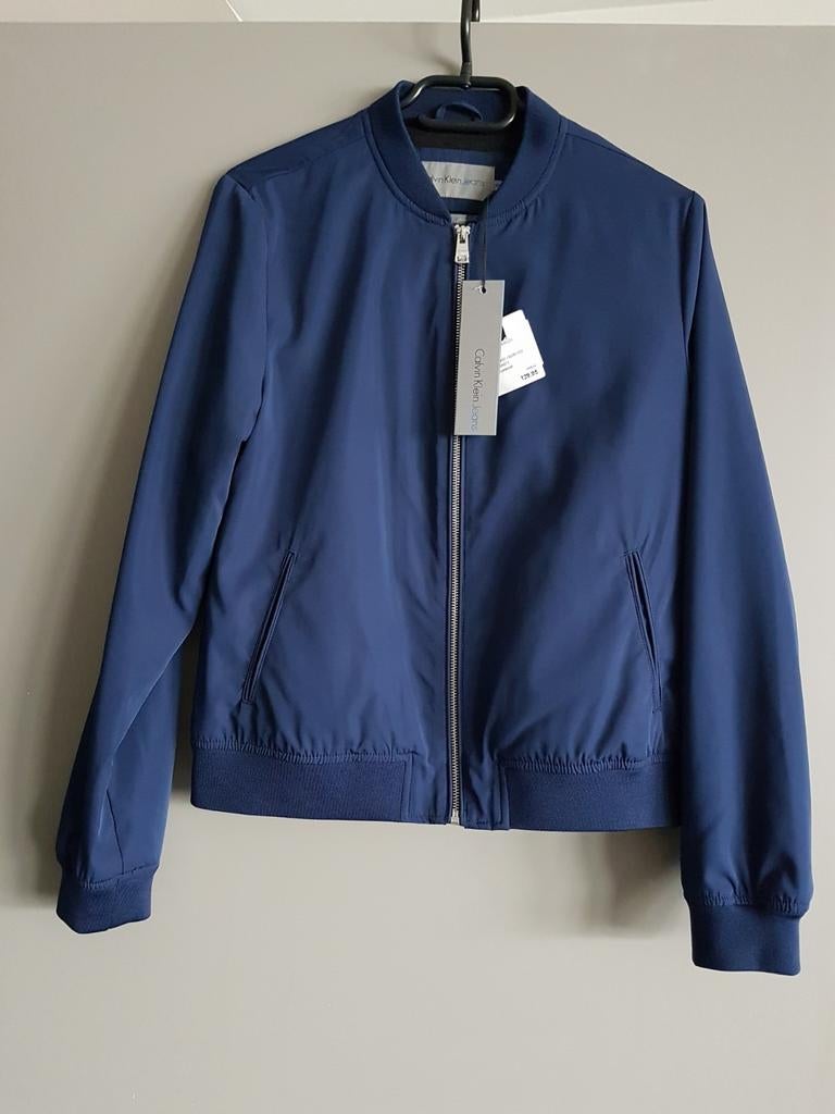 Nieuw bomberjacket voor dames van Calvin Klein maat M, Maat 38/40 (M), Blauw, Nieuw, Ophalen of Verzenden