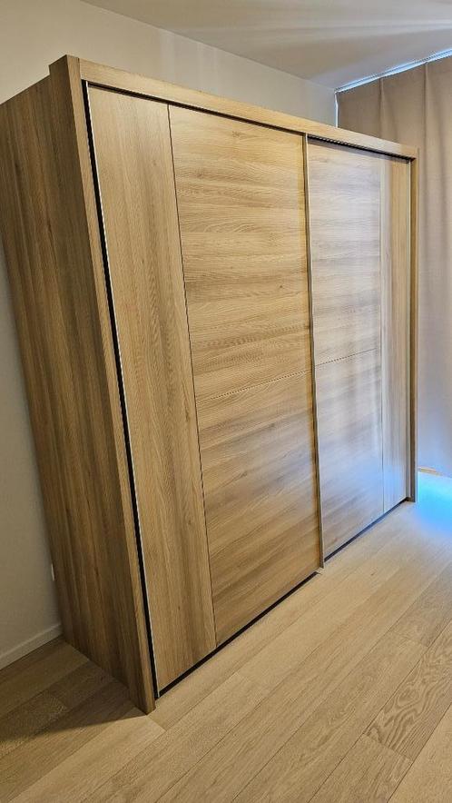 slaapkamer: bed 180x200, kleerkast, commode + 2x nachtkastje, Huis en Inrichting, Slaapkamer | Complete slaapkamers, Gebruikt