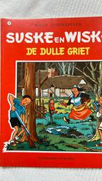 Suske en Wiske lot van 35 strips + extra familiestripboek, Ophalen of Verzenden