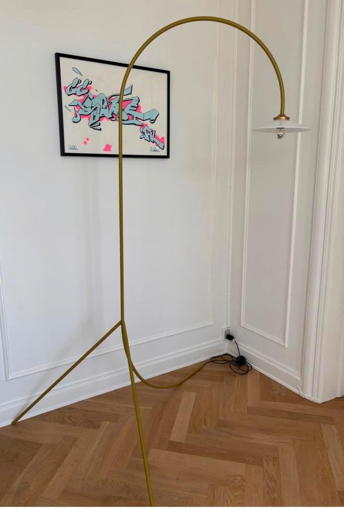 Valerie Objects Standing Lamp 1 Vloerlamp Muller van Severen, Huis en Inrichting, Lampen | Vloerlampen, Zo goed als nieuw, Ophalen of Verzenden
