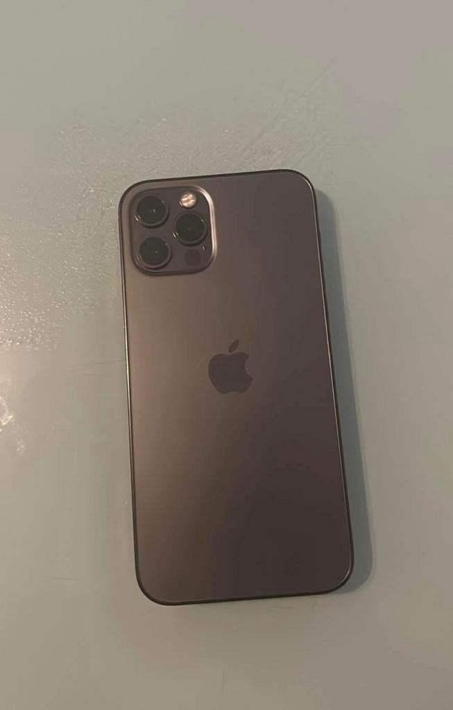 Iphone 12 pro, Telecommunicatie, Mobiele telefoons | Hoesjes en Screenprotectors | Apple iPhone, Ophalen, Zo goed als nieuw, IPhone 12