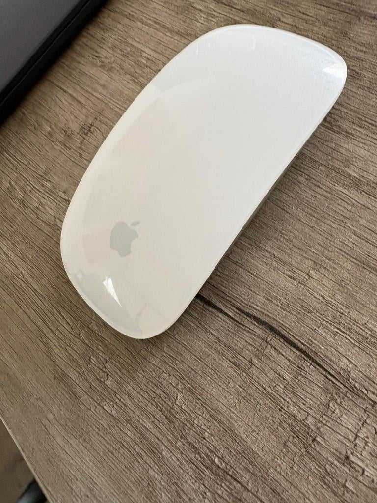Apple Magic Muis, Computers en Software, Muis, Ophalen of Verzenden, Zo goed als nieuw, Draadloos
