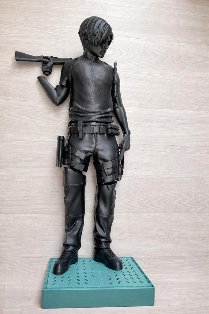 Figurine Léon Kennedy, Hobby & Loisirs créatifs, Modélisme | Figurines & Dioramas, Enlèvement