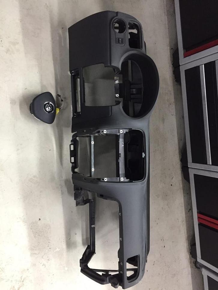 dashboard + airbag stuur volkswagen polo, Auto-onderdelen, Dashboard en Schakelaars, Gebruikt, Ophalen