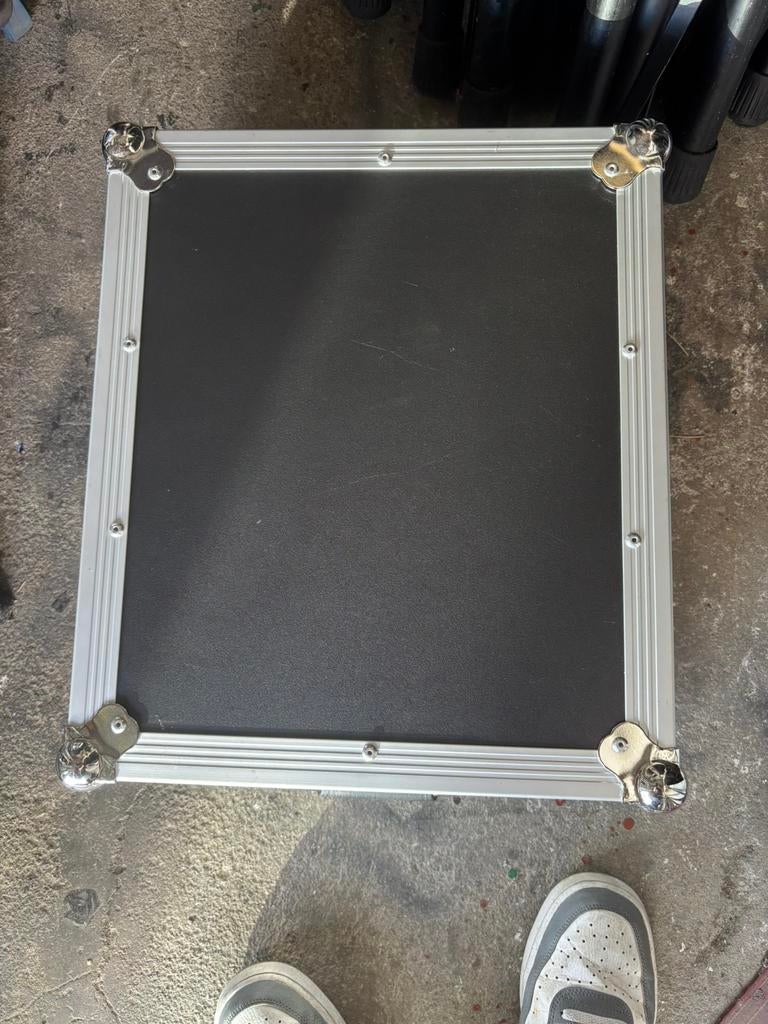 Flight case pour table dj, Ophalen, Zo goed als nieuw, Flightcase