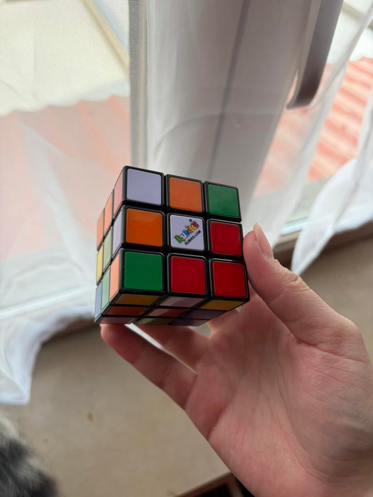 Rubiks cube 3x3, Ophalen of Verzenden, Minder dan 500 stukjes, Zo goed als nieuw, Rubik's of 3D-puzzel