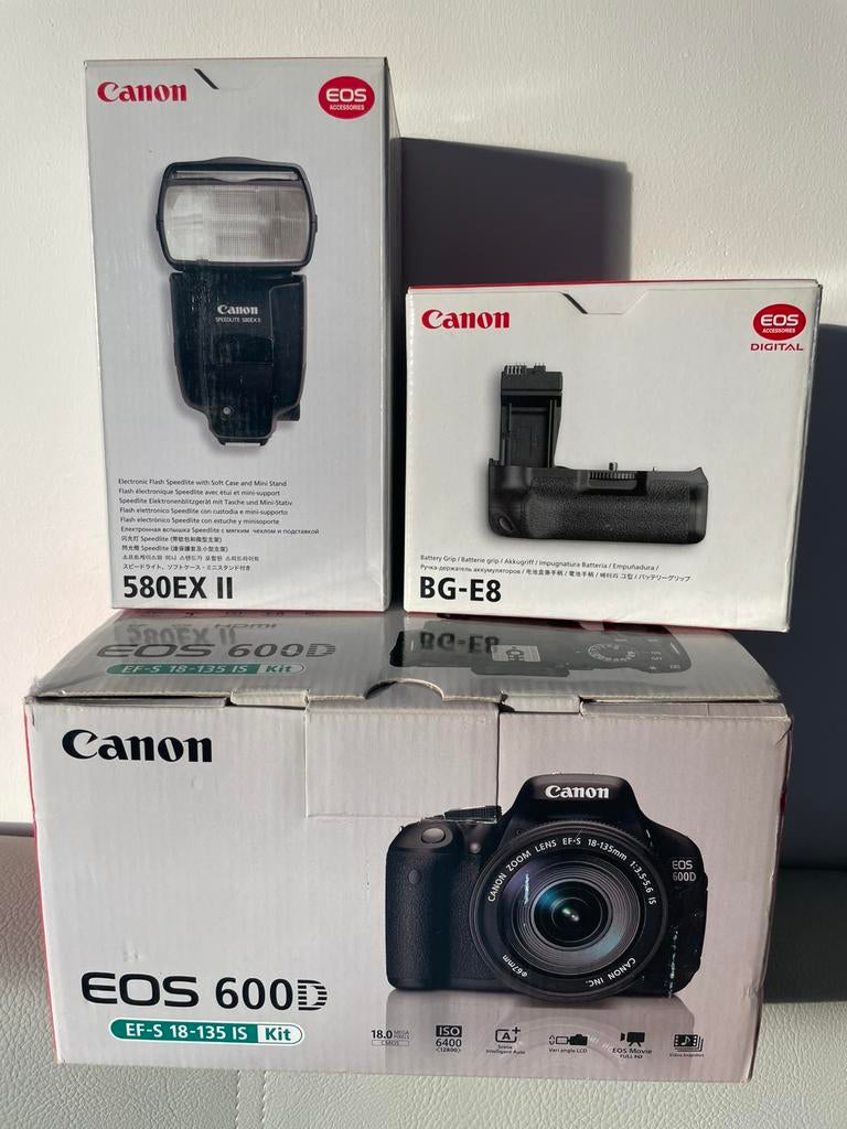 Canon camera 600d +………, TV, Hi-fi & Vidéo, Enlèvement, Comme neuf, Reflex miroir, Canon