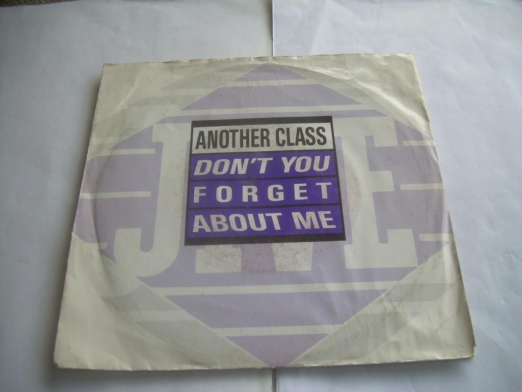 45T - SINGLE - Another Class‎ — Don't You Forget About Me, CD & DVD, Vinyles Singles, Enlèvement ou Envoi, 1990 - 1999, Single