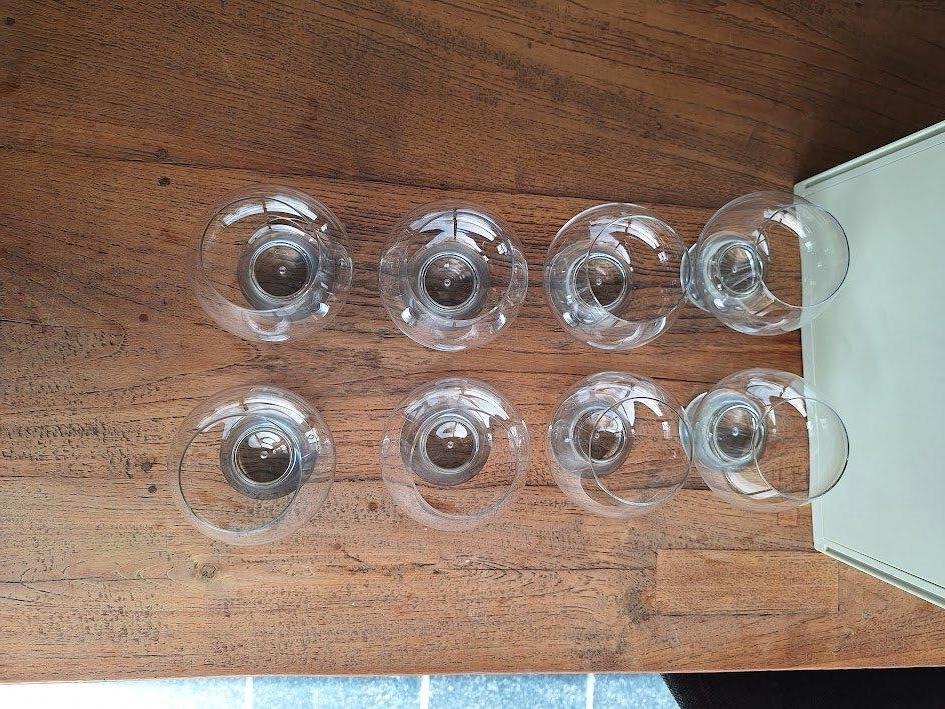 Kosta Boda glazen voor cognac, Enlèvement