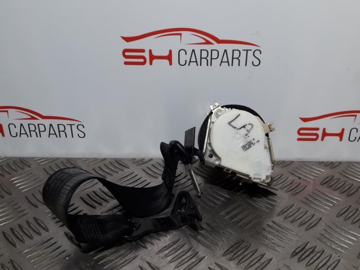 Ceinture de sécurité arrière gauche d'un Volkswagen Golf, Autos : Pièces & Accessoires, Volkswagen, -, 3 mois de garantie, Utilisé