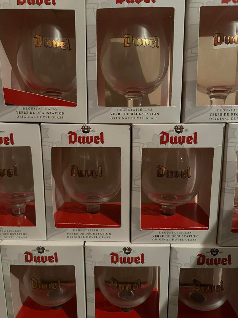 Gouden Duvelglazen in doosje, Enlèvement, Comme neuf