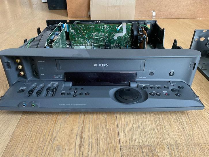 Magnétoscope SVHS Philips VR969, Audio, Tv en Foto, Videospelers, Niet werkend, VHS-speler of -recorder, Ophalen of Verzenden